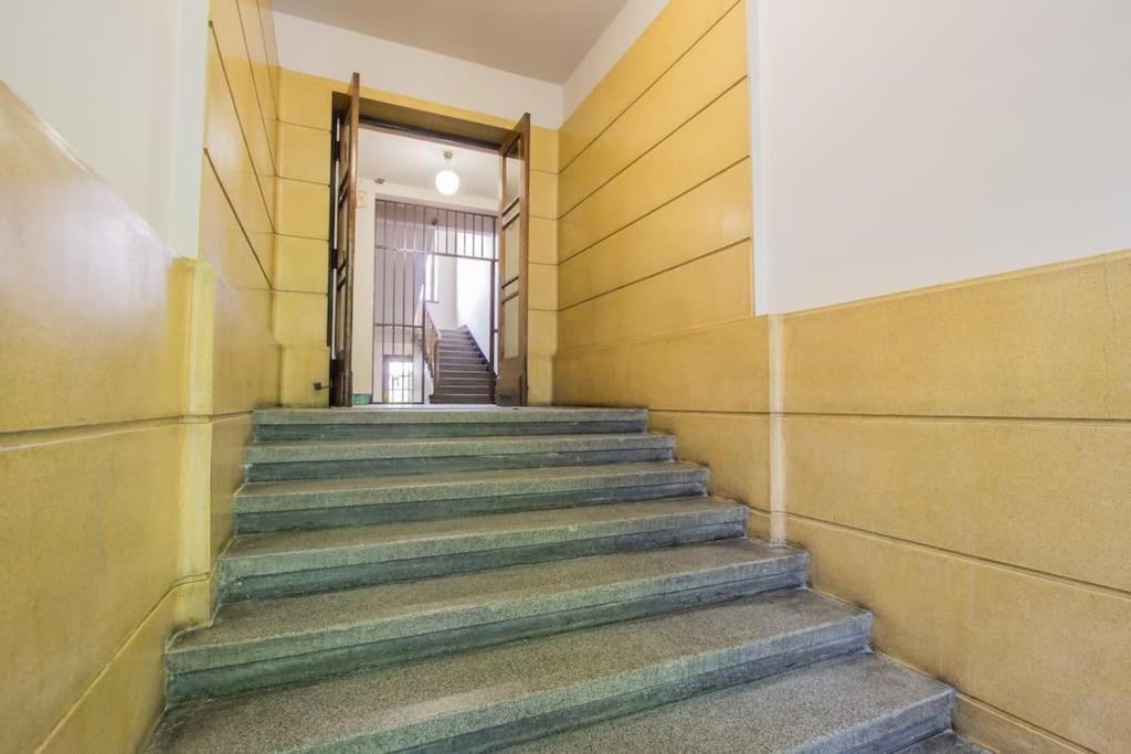 Spacious 3Br Apartment With Ac In Living Room, 2 Balconies Cracovia Esterno foto